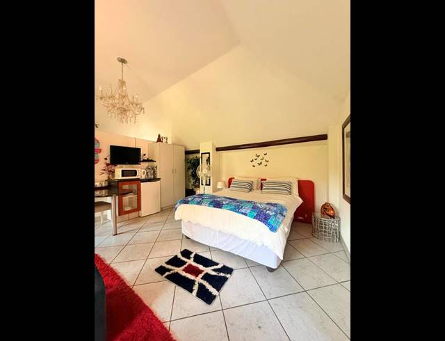 1 BEDROOM PROPERTY TO RENT IN WOODMEAD